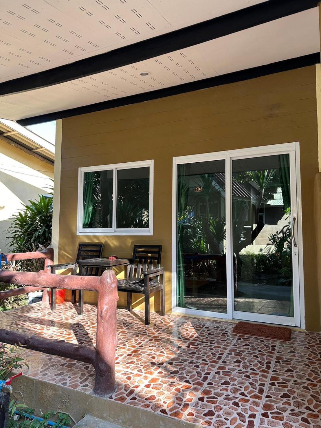 Sea Shell Beach Resort Koh Lanta Exterior photo