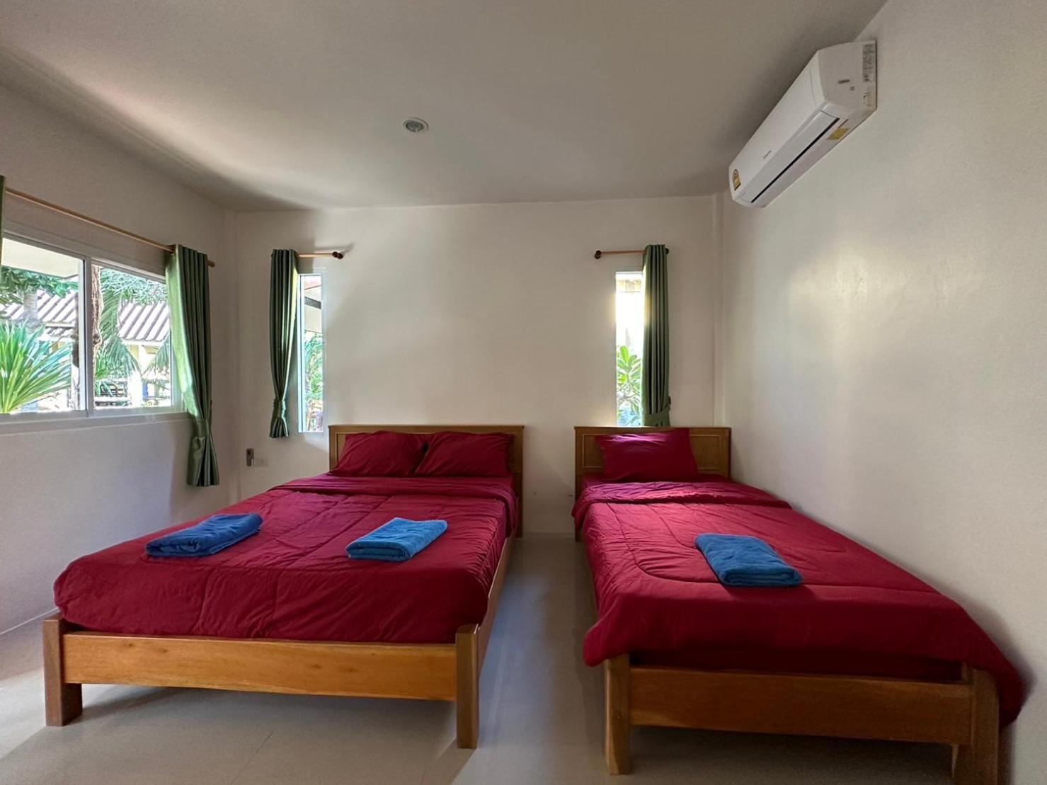Sea Shell Beach Resort Koh Lanta Exterior photo