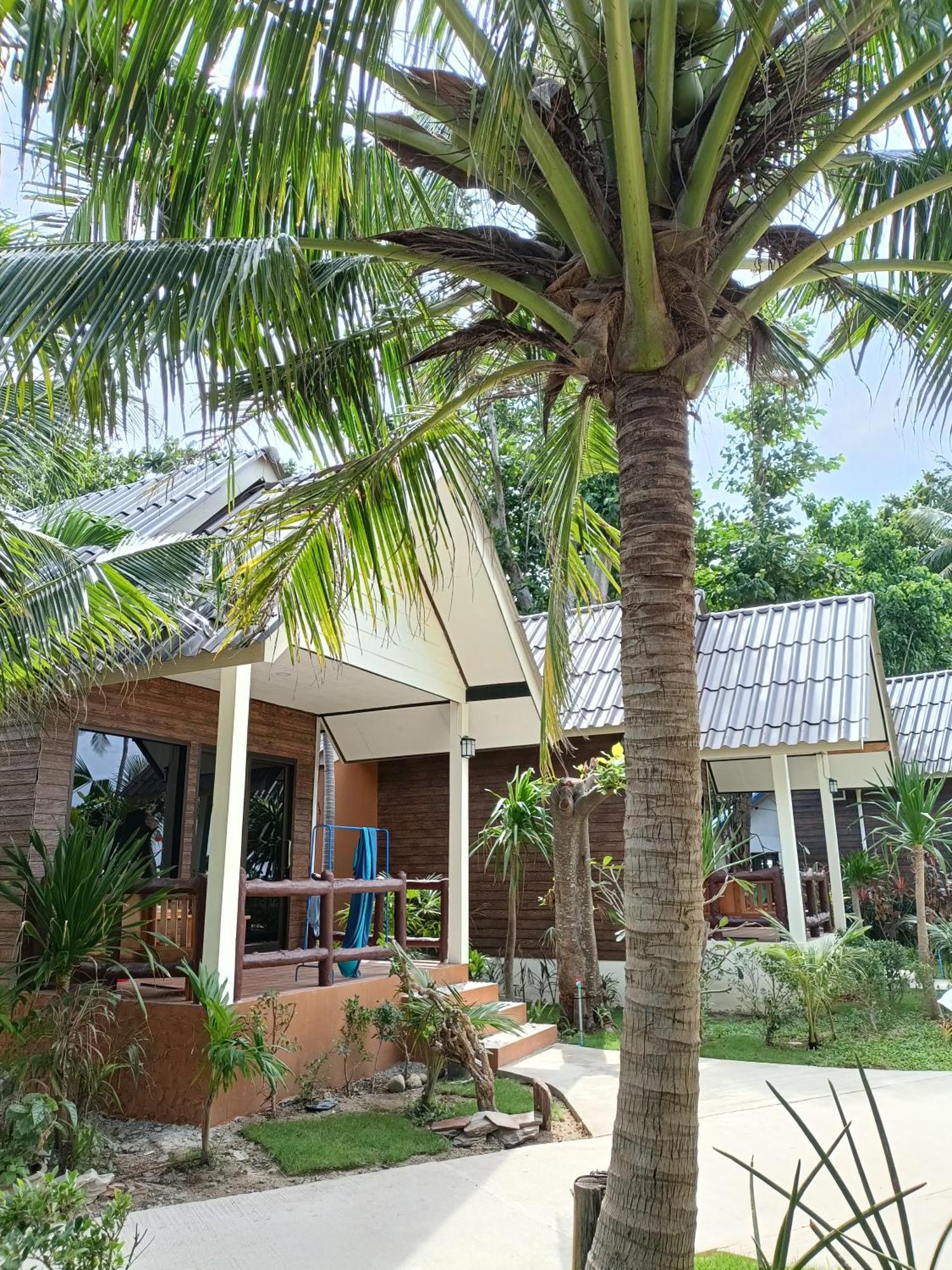 Sea Shell Beach Resort Koh Lanta Exterior photo