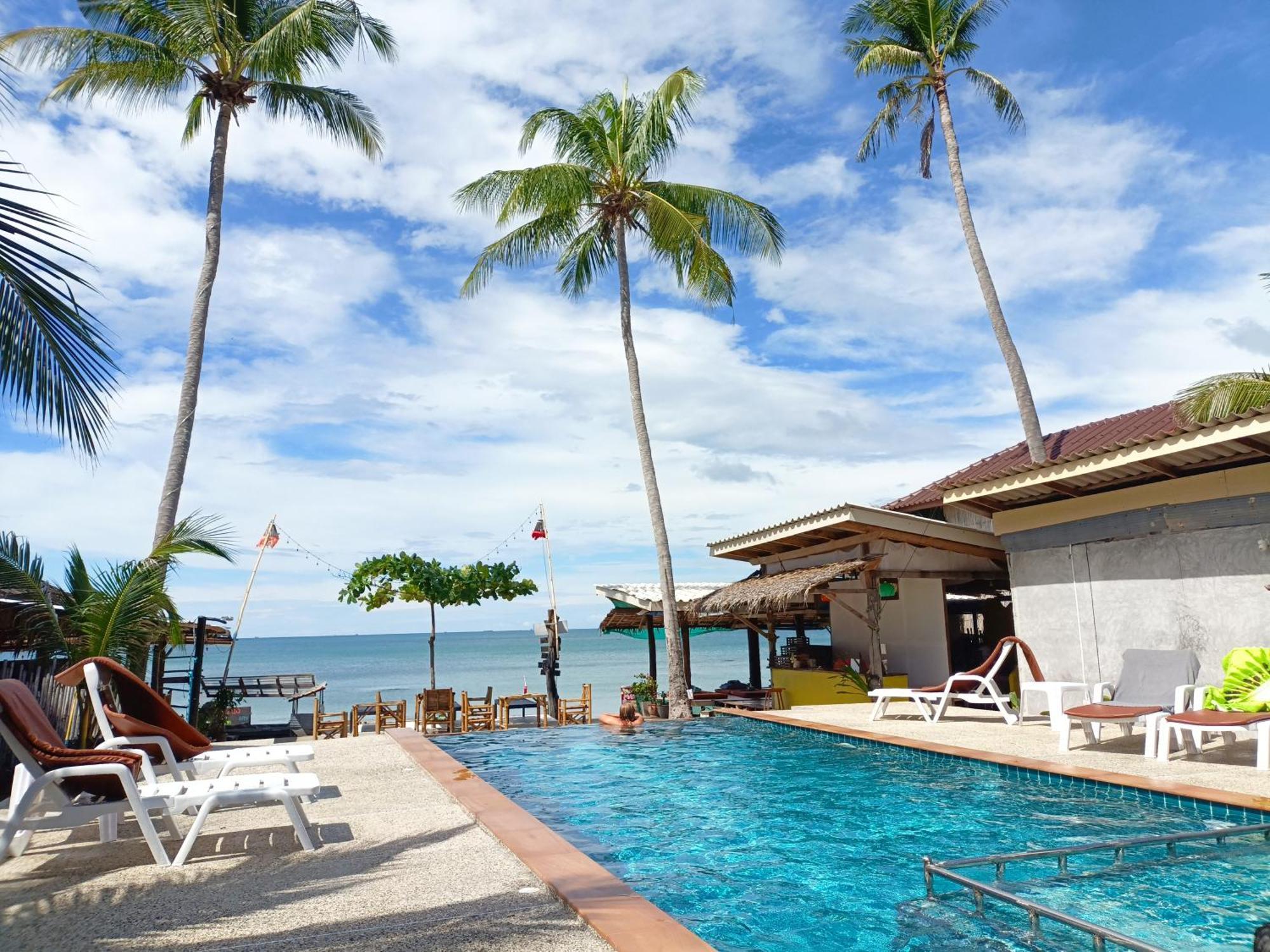 Sea Shell Beach Resort Koh Lanta Exterior photo