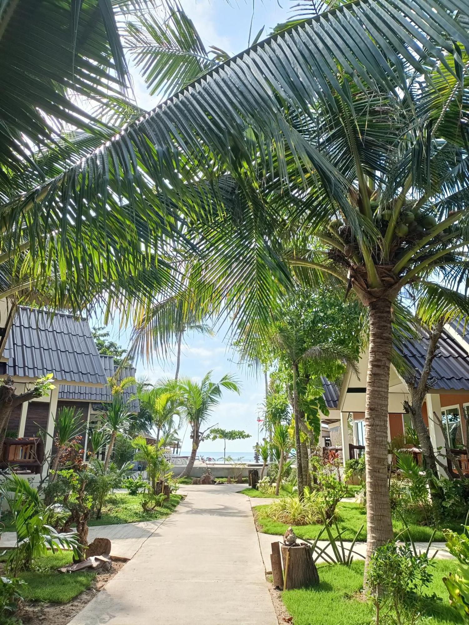 Sea Shell Beach Resort Koh Lanta Exterior photo