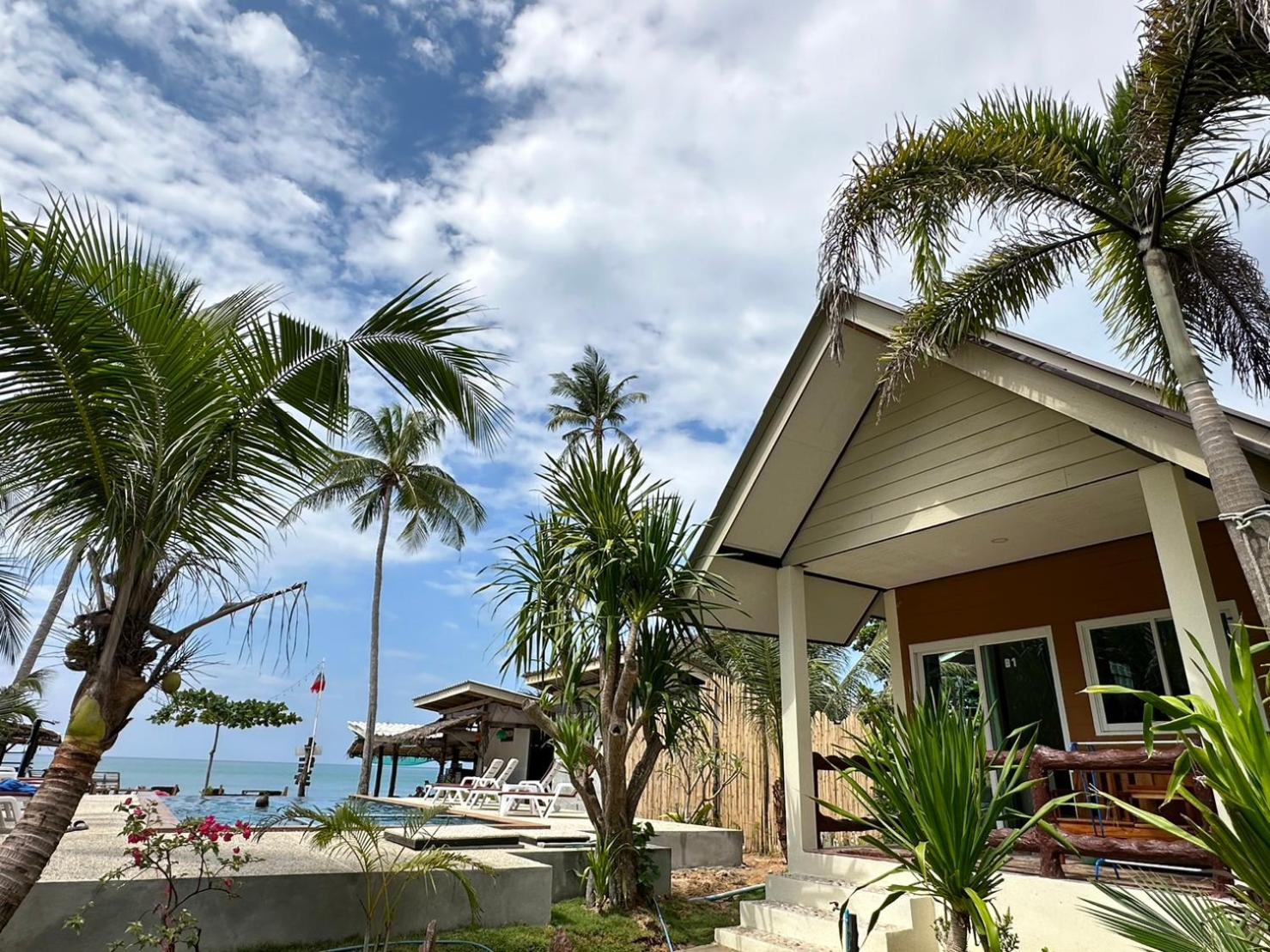 Sea Shell Beach Resort Koh Lanta Exterior photo