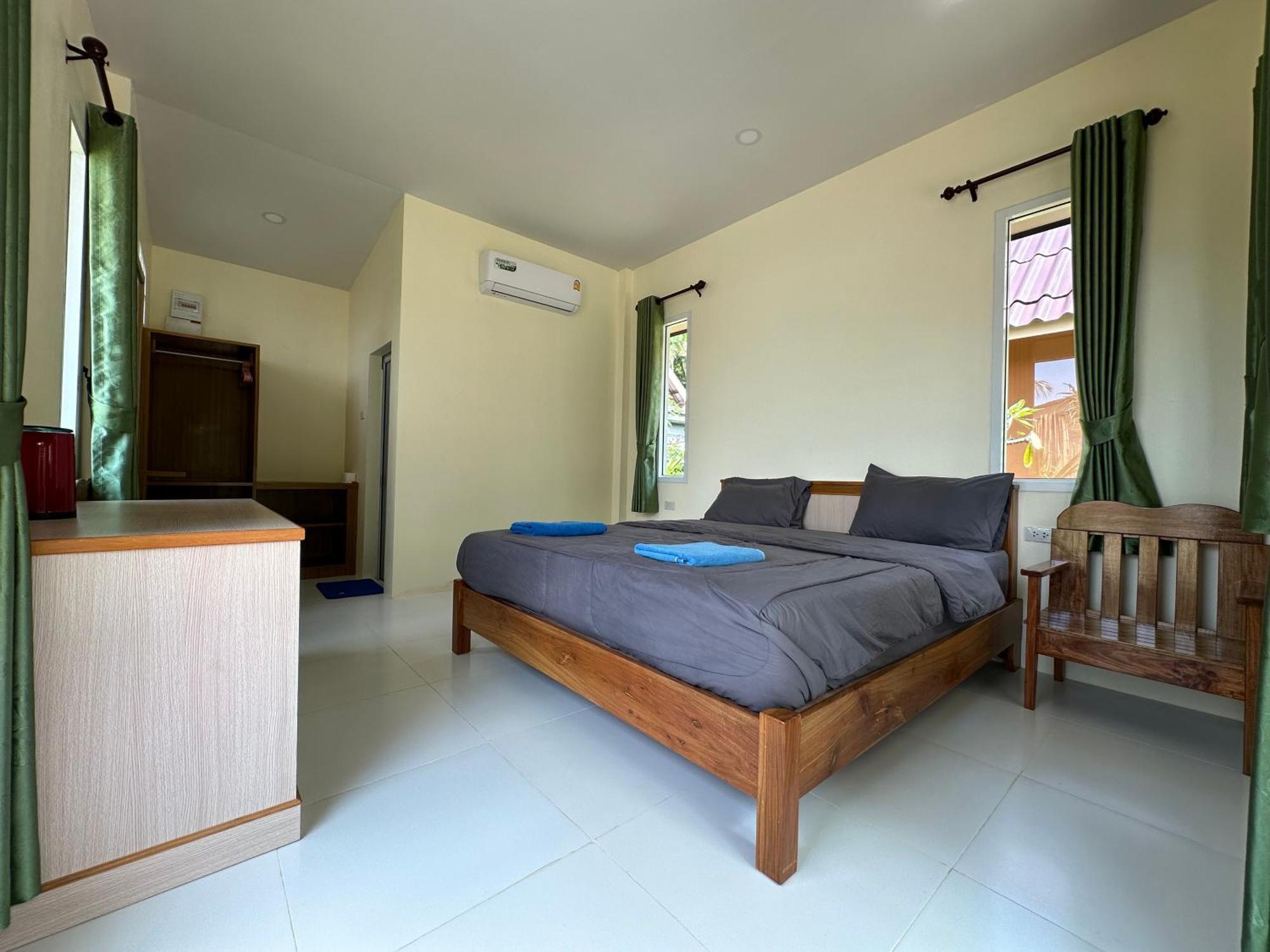 Sea Shell Beach Resort Koh Lanta Exterior photo