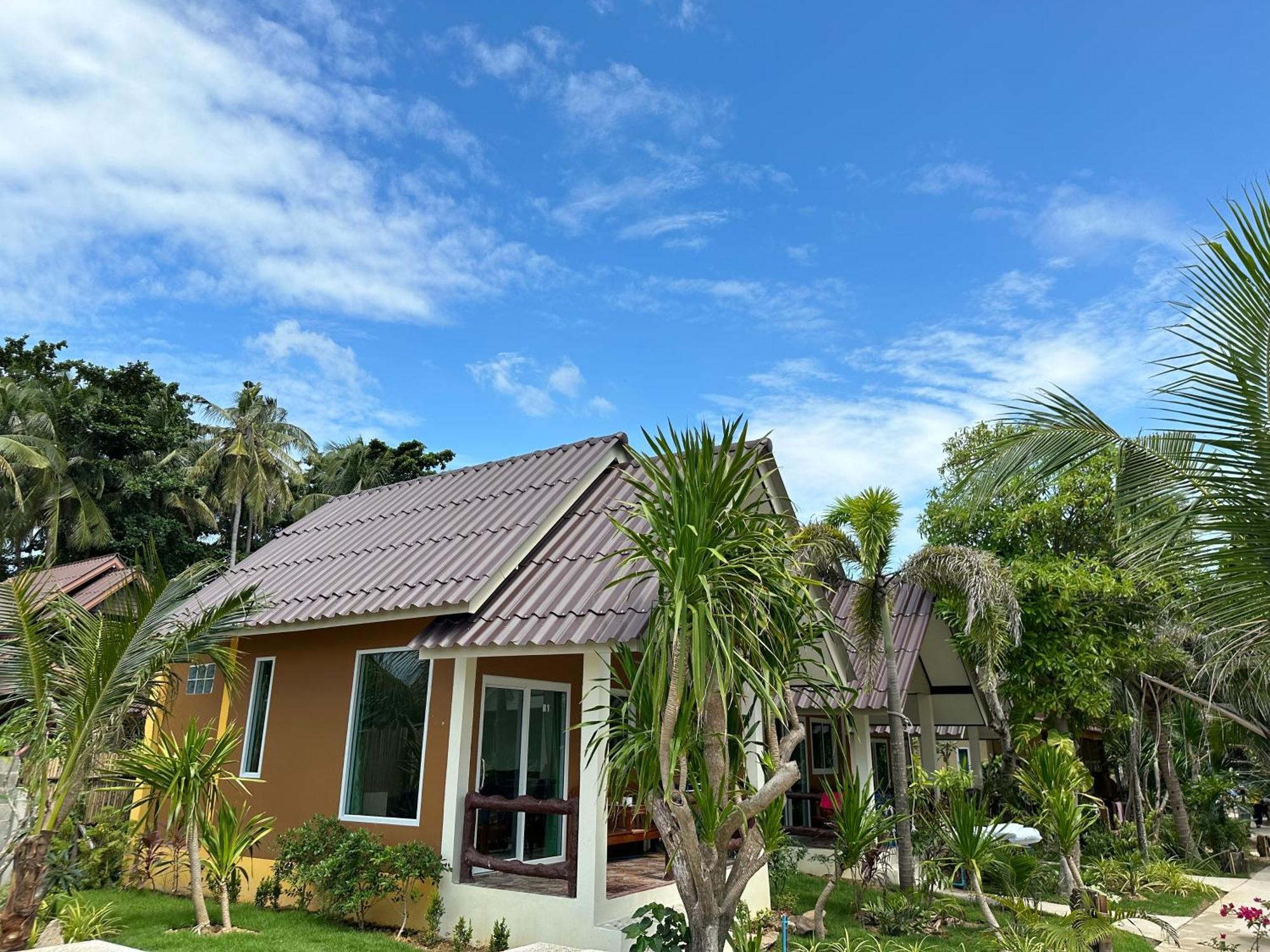 Sea Shell Beach Resort Koh Lanta Exterior photo