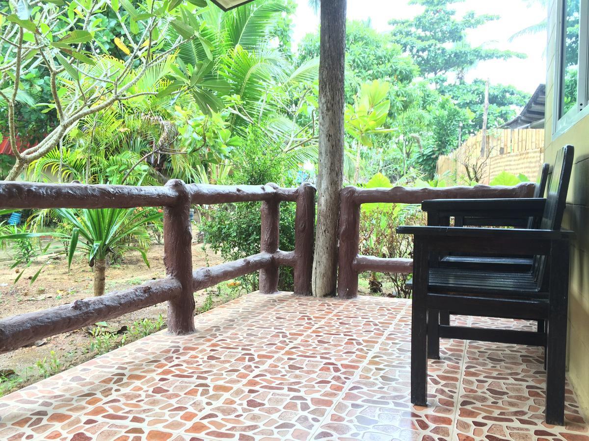 Sea Shell Beach Resort Koh Lanta Exterior photo