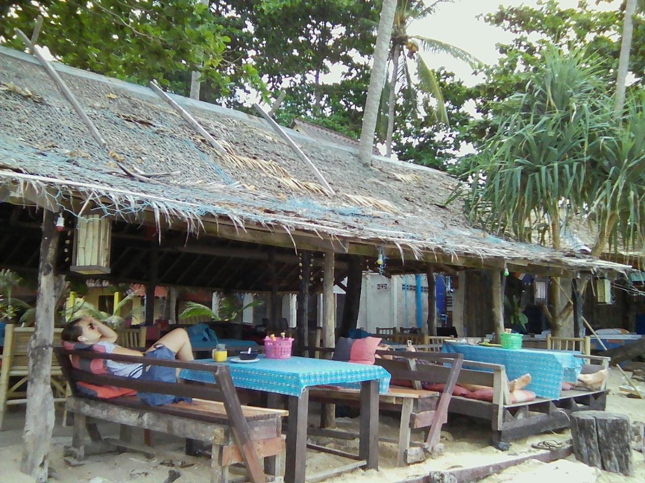 Sea Shell Beach Resort Koh Lanta Exterior photo